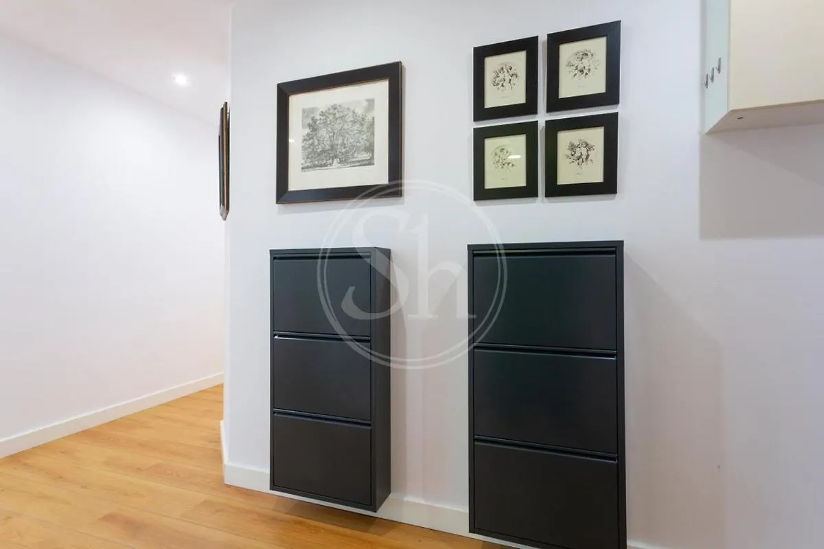 Comodo Apartamento En El Eixample Βαρκελώνη