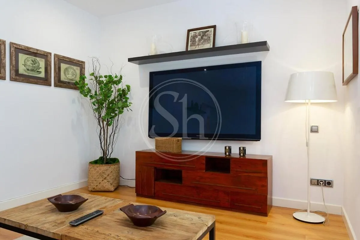 Comodo Apartamento En El Eixample Barcelona Apartmán